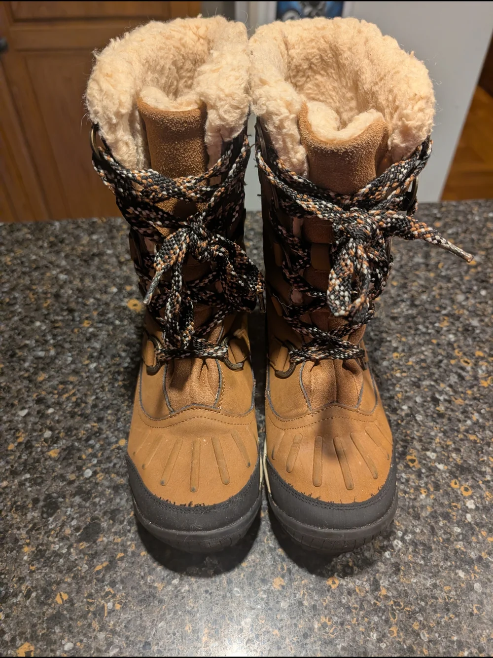 BearPaw Cream Sherpa-Lined Boot Interior
